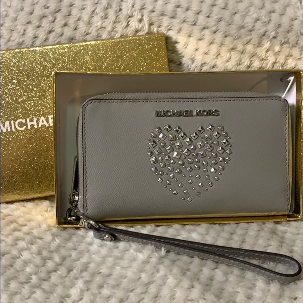 Michael Kors Smartphone Wristlet Wallet